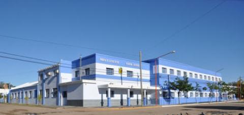 El Instituto Técnico San José inaugura Taller de Mecánica